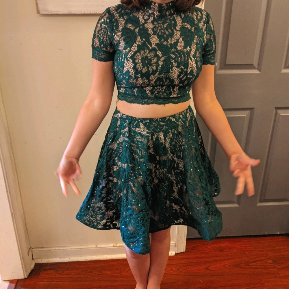 2 piece homecoming dress size 5